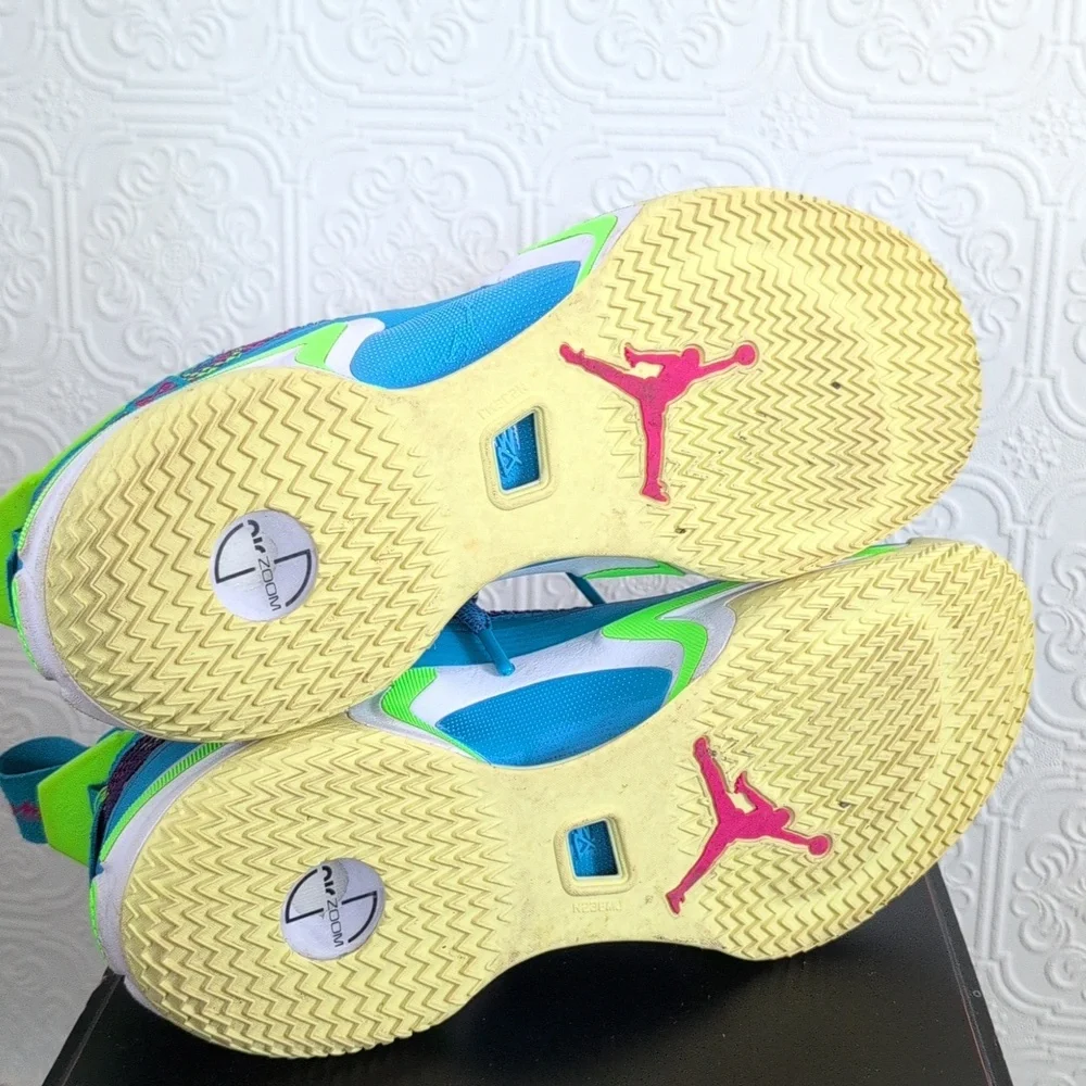 Nike Jordan Lo w 36 Luka Size 9 - Picture 4 of 6